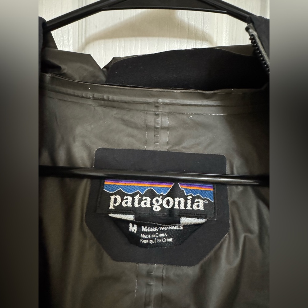 Patagonia M’s Super Cell Jacket – GORE-TEX Paclite® – Size M – Black - Picture 9 of 16